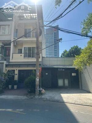 Chính chủ bán đất góc 2 mặt tiền, vị trí cực đẹp giáp CC cao cấp Laimian.