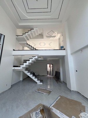 bán nhà mới hẻm xe hơi cạnh khu tên lửa dt 5x11m kết cấu 5 tầng, chỉ nhỉnh 6 tỷ. nhà mới đẹp