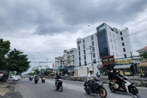 bán mb kinh doanh đường hà huy giáp q12 có dòng tiền cho thuê ổn định, 11 tỷ 900 triệu, shr