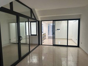 chính chủ cần cho thuê nhà vườn gấp hoàn thiện đẹp