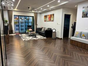 Bán nhanh căn hộ chung cư Ngoại Giao Đoàn – 76m2 ( 2PN) – Sổ đỏ sẵn sàng – Giá 7,x tỷ.