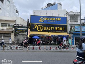 bán gấp nhà 2mt dương quảng hàm p6 gv dt 6.5x25m cấp 4 ctxd hầm 8 lầu giá chỉ 31 tỷ tl