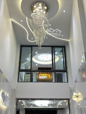 bán nhà 5 tầng đường hoàng lê kha,gần hồng bàng,cây gõ q6