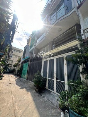 hot! bán nhà trường chinh p.14 tân bình gần cmt8 4 tầng btct - hxh sạch sẽ - 41m2 - 3pn - 7.95tỷ