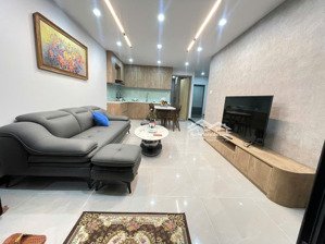 cần bán nhà 2 tầng 68m2 ngang hơn 6m full nội thất cách mặt tiền phạm văn nghị 20m- giá siêu tốt
