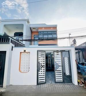 Nhà lầu xây mới 3 phòng ngủ - Có sân đậu ô tô - Gần Trường Đại Học Tây Đô