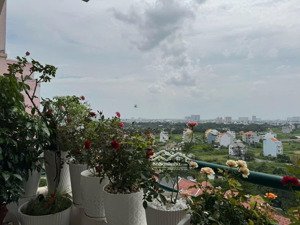 bán gấp căn hộ conic đna mặt tiền nguyễn văn linh.căn goc 86m2 gồm 3ph 2wc.sổ hông.giá 2ty750