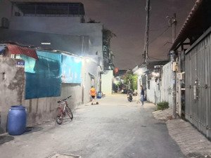 60m2- 5 tầng lầu - xe hơi vào nhà- nguyễn ảnh thủ - quận12- giá chỉ 5.950 tỷ bớt lộc