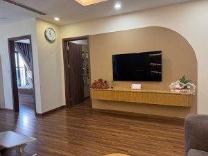 chính chủ bán ch 72m2, 2n2vs, view nội khu, sẵn sổ đỏ - giá 6,9 tỷ tại 90 nguyễn tuân.lh 