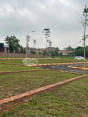 bán đất đẹp tại khu vôi - xã an nghĩa - phú thọ giá: 800 triệu, dt: 65.8m2 , xung quanh đủ tiện ích