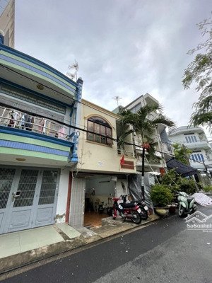 bán nhà mt đường số 66 khu bình phú, đối diện công viên