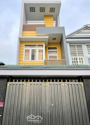 cần cho thuê nhà 156/6a cao thắng p.10 q.10