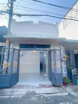 nhà mới mặt tiền kinh doanh buôn bán,đông thạnh hóc môn diện tích 4m x 12m giá bán 2,65 tỷ