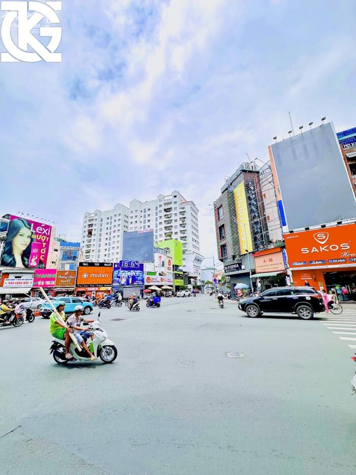 Hình ảnh Cho Thuê Nhà GÓC 2MT: A36A-A36B Cống Quỳnh + Nguyễn Trãi - Quận 1 1