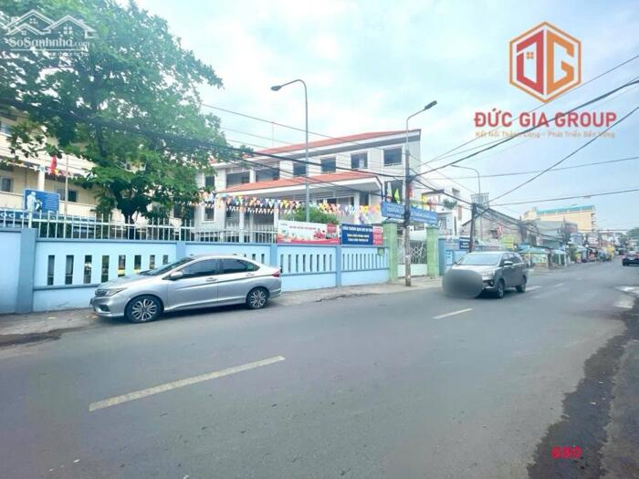 Hình ảnh Nhà bán phường Thống Nhất gần khu Văn Hoa Villas; sổ hồng 136m2 ngang 14.8m giá 8.68 tỷ 4