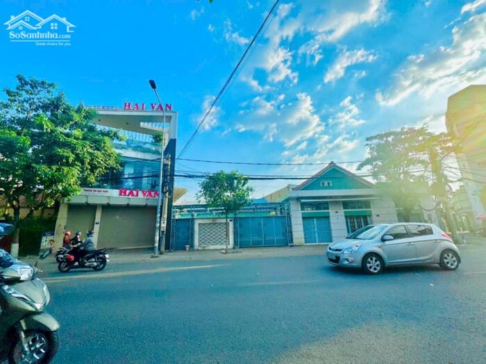 Hình ảnh Bán nhà mặt tiền đường Cách Mạng Tháng 8 gần ngã tư cầu mới Hóa An sổ hồng 560m2 thổ cư giá 33.5 tỷ 8
