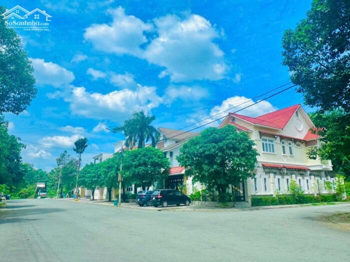 Hình ảnh Bán đất góc 2 mặt tiền đường N4, khu Song Ngữ Lạc Hồng phường Bửu Long sổ hồng 252m2 giá 16 tỷ 1