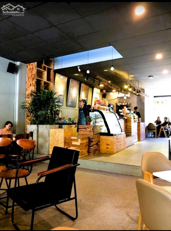 Hình ảnh Bán nhà mặt tiền đường Phan Trung đang cho thuê hơn 1.2 tỷ/năm sổ hồng 233m2 ngang 9m giá 35 tỷ 5