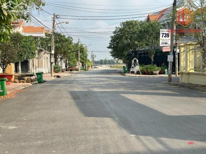 Hình ảnh Nhà bán gần đường ven sông Đồng Nai, phường Bửu Long 1 trệt 1 lầu 230m2 giá 14 tỷ 5