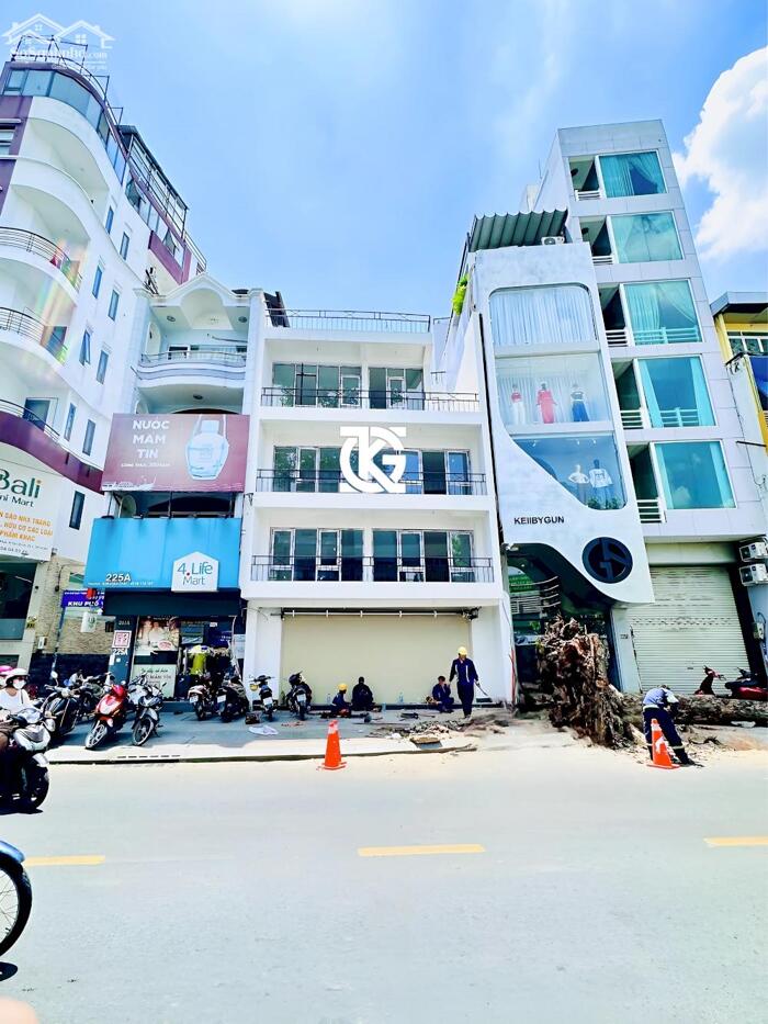 Hình ảnh Cho Thuê Nhà: 225B-225C Trần Quang Khải - Quận 1 ( 8x14m, 5 tầng ) 0