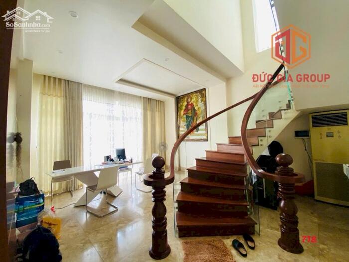 Hình ảnh Nhà bán khu dân cư Tân Phong, 1 trệt 1 lầu sổ hồng 400m2 thổ cư ngang 20m siêu hiếm giá 22 tỷ 7