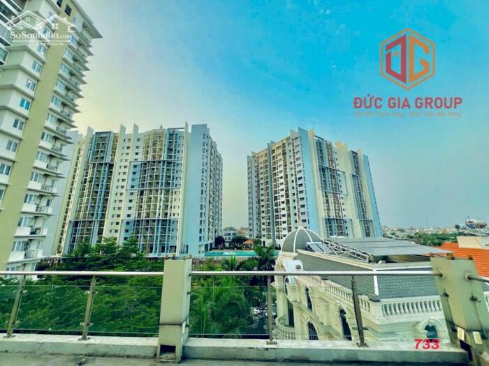 Hình ảnh Bán toà nhà góc 2 mặt tiền trục chính khu dân cư D2D; sổ hồng hoàn công 750m2 sàn giá 29 tỷ 2