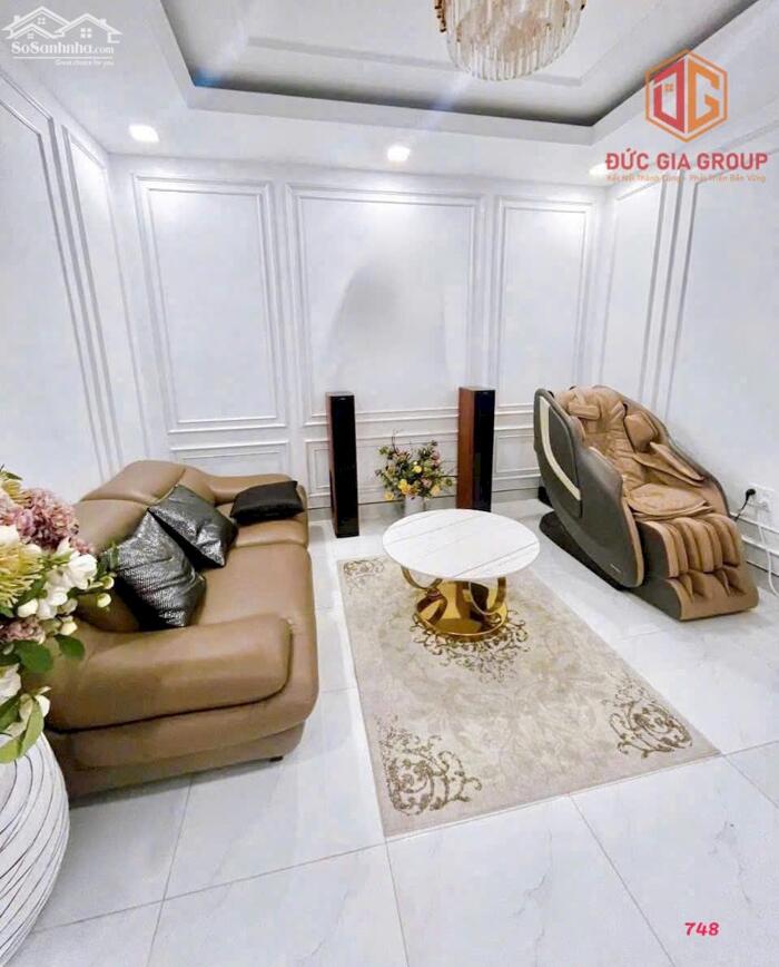 Hình ảnh Bán nhà mặt tiền đường Lý Văn Sâm, khu Long Châu phường Tam Hiệp; 1 trệt 2 lầu sổ hồng 95m2 giá 8.6 tỷ 2