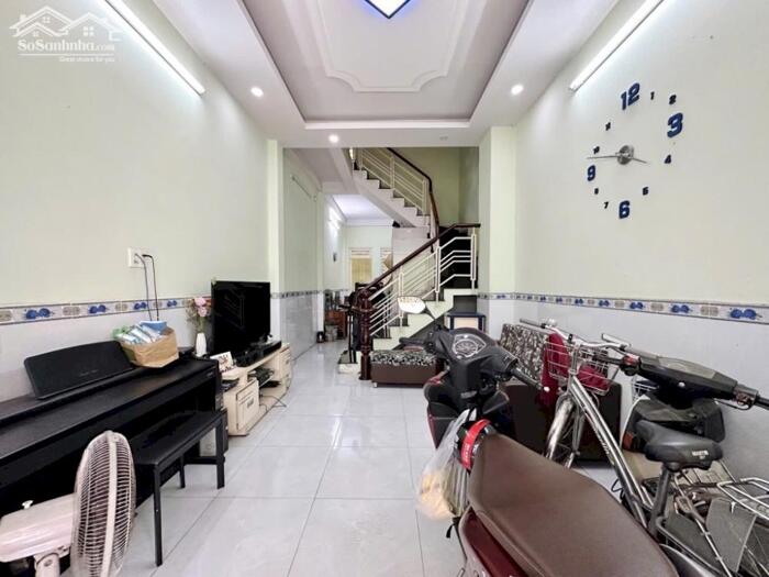 Hình ảnh 53m2 PHẠM VĂN HAI, 4 TẦNG BTCT, HXH, HƠN 6 TỶ 0