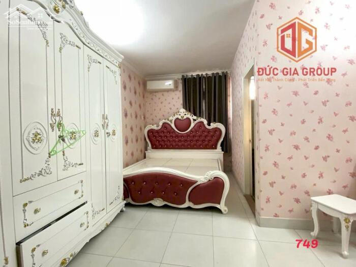 Hình ảnh Bán nhà mặt tiền đường D9 khu dân cư D2D; 1 trệt 3 lầu nội thất cao cấp; sổ hồng hoàn công 286m2 sàn giá 11.5 tỷ 5