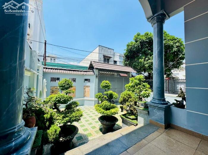 Hình ảnh Nhà bán cách đường Phạm Văn Thuận chỉ 200m gần Vincom Biên Hòa sổ hồng 262m2 giá 11 tỷ 2