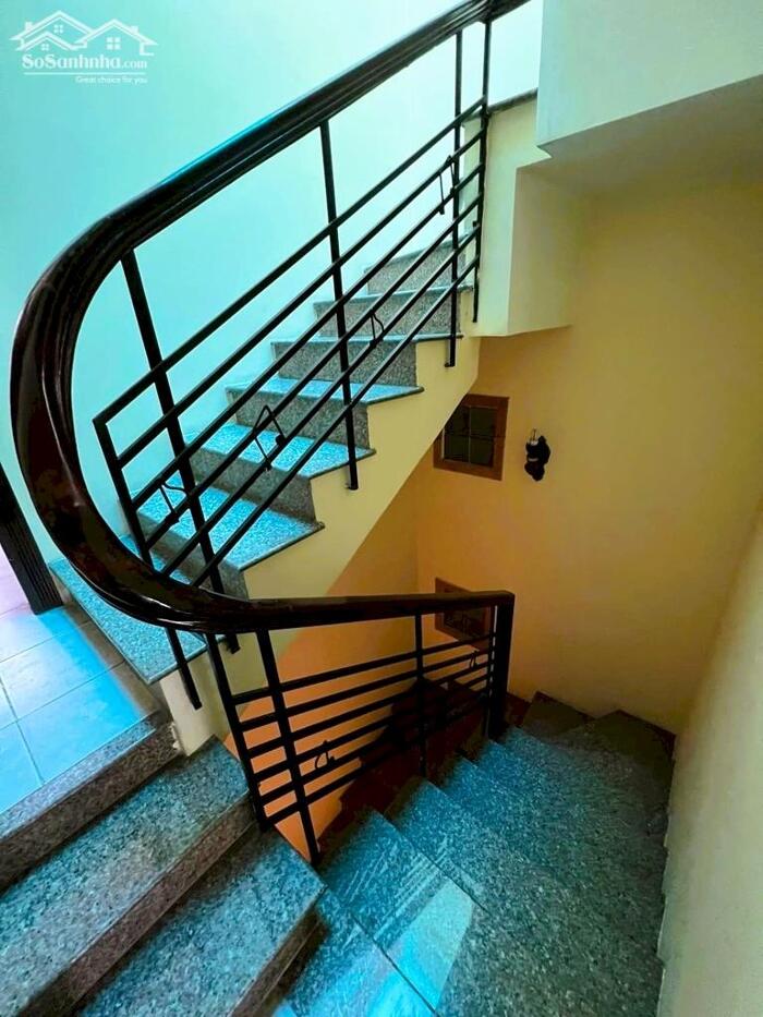 Hình ảnh 50m2 HXH 6m thông CMT8, CƯ XÁ TỰ DO, 4 Tầng, 5 PN, xe hơi ngủ trong nhà 1