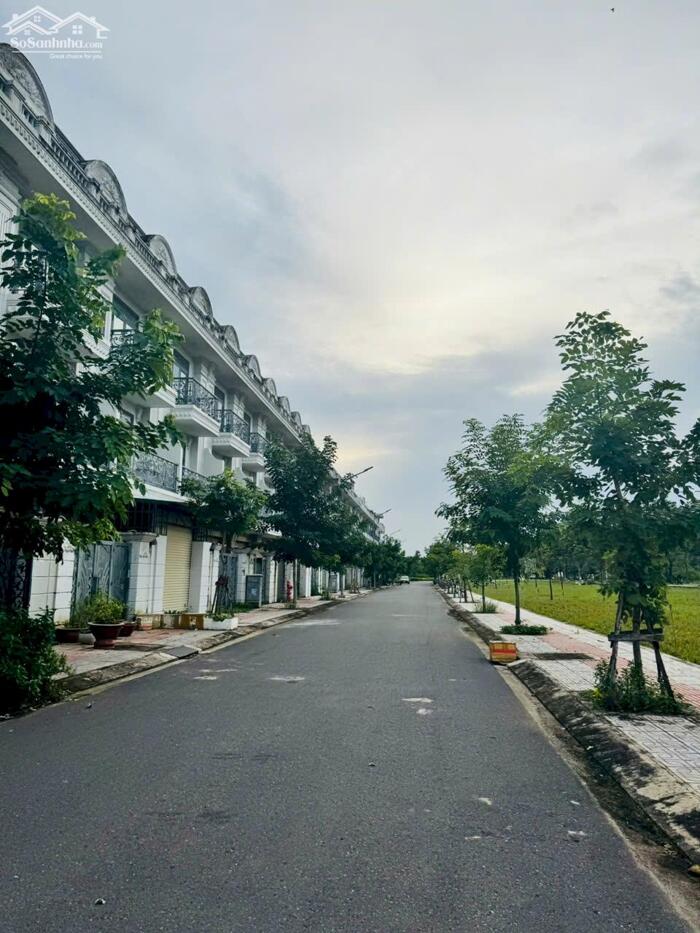 Hình ảnh Nhà bán mặt tiền đường F1 khu dân cư Bửu Long 3, phường Bửu Long; 1 trệt 3 lầu 95m2 giá tốt chỉ 5.55 tỷ 1