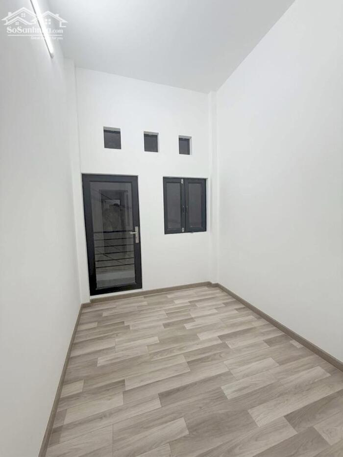 Hình ảnh Hơn 1 tỷ có nhà mới 3 tầng Trần Văn Quang, sổ hồng vuông 3