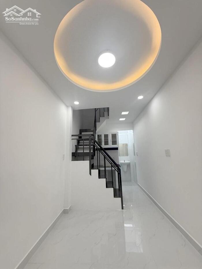 Hình ảnh Hơn 1 tỷ có nhà mới 3 tầng Trần Văn Quang, sổ hồng vuông 0