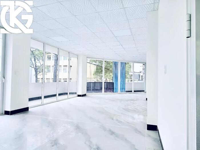 Hình ảnh [ QUẬN 10 ] Cho Thuê Toà Nhà GÓC 2MT: 476-478 Nguyễn Chí Thanh + Nguyễn Kim 3