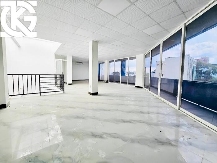 Hình ảnh [ QUẬN 10 ] Cho Thuê Toà Nhà GÓC 2MT: 476-478 Nguyễn Chí Thanh + Nguyễn Kim 5