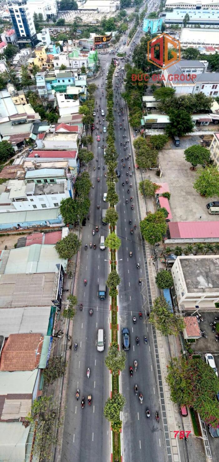 Hình ảnh Bán nhà mặt tiền đường Đồng Khởi ngay ngã tư ĐH Đồng Nai đang cho thuê hơn 1.4 tỷ/năm sổ hồng gần 1000m2 giá 55 tỷ 1