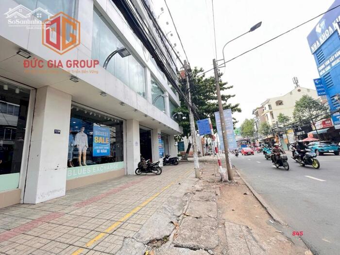 Hình ảnh Cho thuê nhà ngang 20m mặt tiền đường Phạm Văn Thuận vị trí đắc địa ngay ngã tư Vincom; 1500m2 sàn giá 250 triệu 4