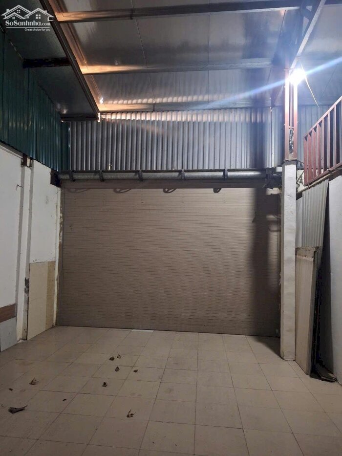 Hình ảnh Cho thuê 250m2 kho xưởng mặt đê Ngọc Thụy, Long Biên, HN 1