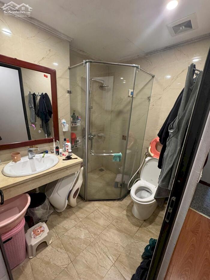 Hình ảnh Chủ nhờ bán nhà 5 tầng full nội thất Thạch Bàn, Long Biên, Hà Nội! 3