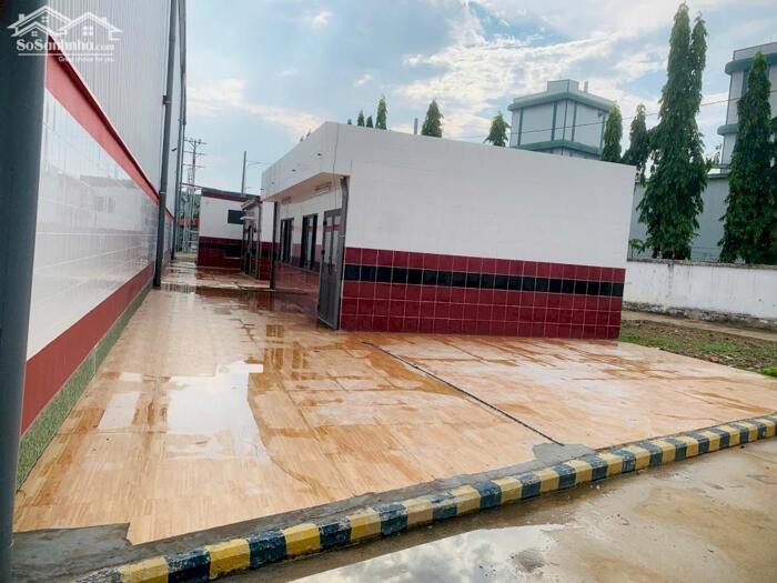 Hình ảnh Cho thuê xưởng 3000m2 (TDT 5000m2) KCN Bến Lức 4