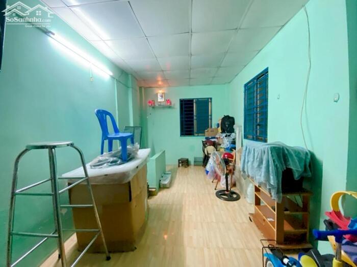 Hình ảnh Nhà 3 tầng ngay chợ Phạm Văn Hai, hơn 3 tỷ, hẻm thông 3