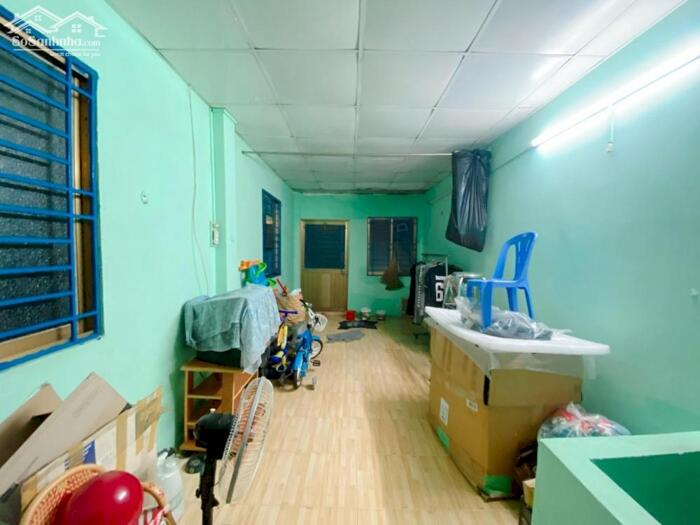 Hình ảnh Nhà 3 tầng ngay chợ Phạm Văn Hai, hơn 3 tỷ, hẻm thông 2