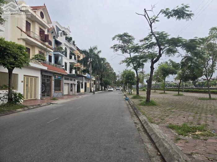 Hình ảnh Bán đất Biệt Thự Lạc Long Quân - View Sông - TP Hải Dương 3