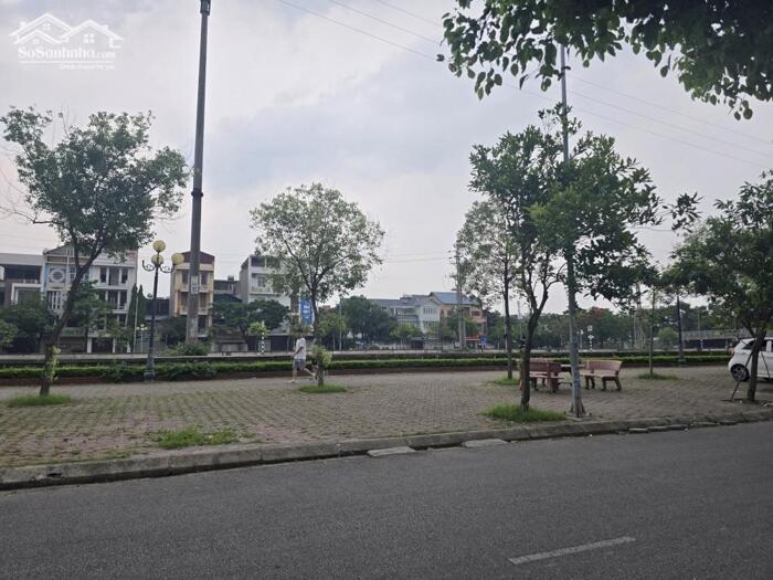 Hình ảnh Bán đất Biệt Thự Lạc Long Quân - View Sông - TP Hải Dương 0