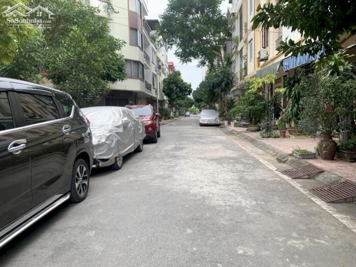 Hình ảnh Chính chủ bán gấp 120m đất tái định cư khu 7,2ha Trâu Quỳ trước đường sau đường 2m. Giá chỉ 17 tỷ có TL sâu 0