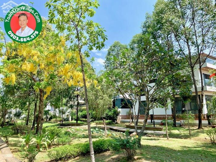 Hình ảnh Giỏ Hàng Giá Tốt Hướng Đông Nam Jamona Home Resort - ToanTranVillas 1