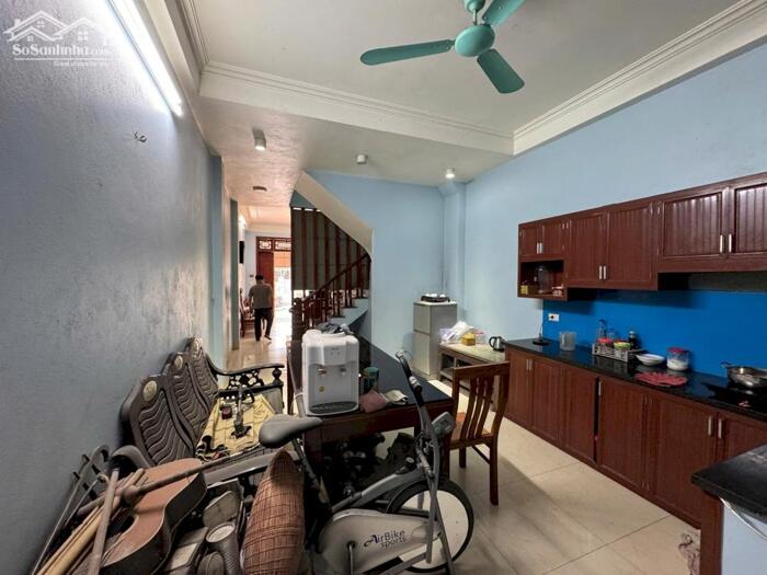 Hình ảnh Bán nhà 94m2 ngõ 36 Cổ Linh, oto tránh, vị trí có thể đặt trụ sở văn phòng hoặc kinh doanh 4