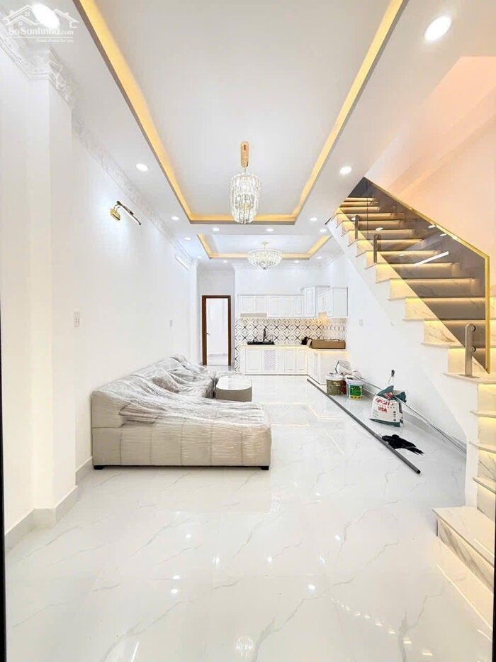 Hình ảnh NHÀ ĐẸP CĂN GÓC RẤT THOÁNG - 1 LẦU,, ĐANG HOÀN THIỆN MỚI 100% - MẶT TIỀN KINH DOANH - XE HƠI CHẠY TỚI NHÀ 3