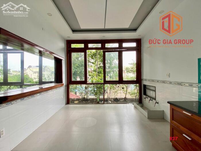 Hình ảnh Bán nhà mặt Tiền đường Nguyễn Ái Quốc 1 trệt 3 lầu sổ hồng hoàn công 147m2 giá 12.99 tỷ 12